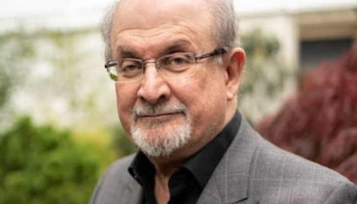 La şase luni după ce a fost victima unui atac, Salman Rushdie publică un nou roman, ''Victory City''